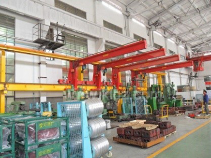 壁行式懸臂起重機(jī)